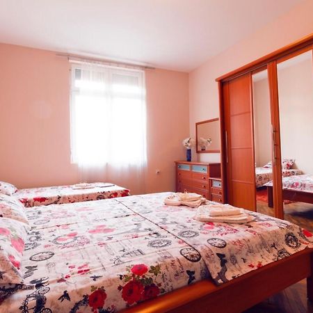 Apartment Sofija Ni Екстериор снимка